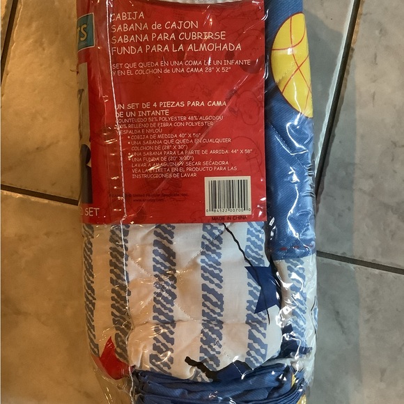 BNWT Bedtime Original Snoopy Toddler Bed Set - Picture 4 of 4